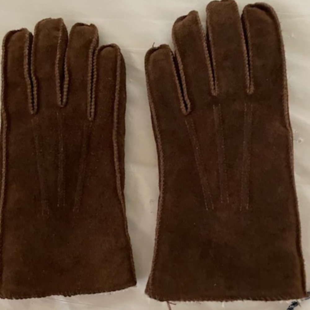 Women's brown suede leather gloves lined with sheep skin